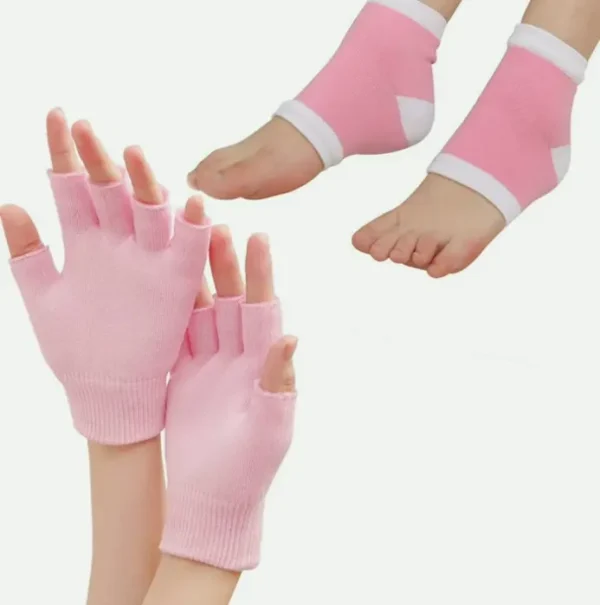 Four-Piece Hydrating Kit for Hand and Feet